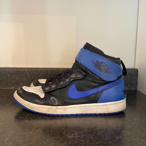 Jordan 1 FlyEase 'Hyper Royal' - Size 10 - Picture 4 of 11